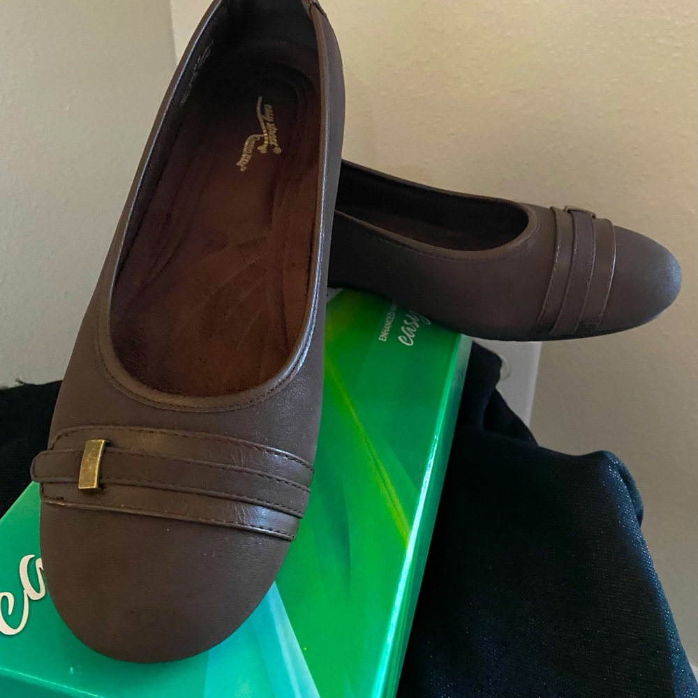 Easy Street Brown Flats